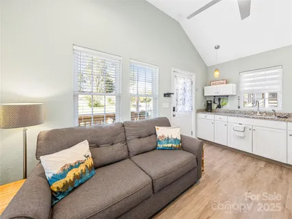 $599,000 | 91 Virginia Avenue, Asheville, NC 28806