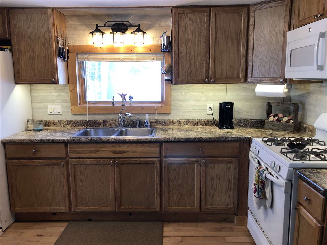3002 Lake Ann Road Interlochen, MI 49643 - Photo 15 of 66 1873204-14.JPG
