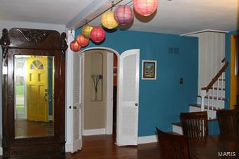 2432 Pocahontas Place St. Louis, MO 63144 - Photo 2 of 24 Gallery Image 2