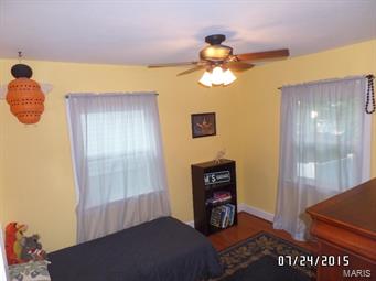 2432 Pocahontas Place St. Louis, MO 63144 - Photo 10 of 24 Gallery Image 10