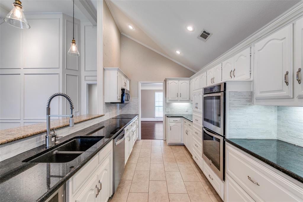 6116 Southern Knoll Drive Dallas, TX 75248 - Photo 10 of 25