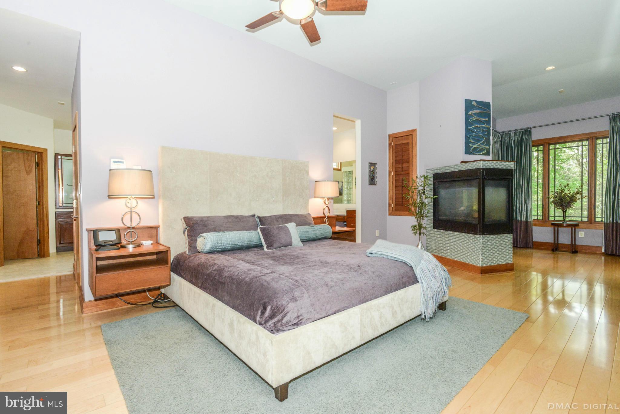 2000 Dixon Road Frederick, MD 21704 - Photo 12 of 30 Bath (Master)