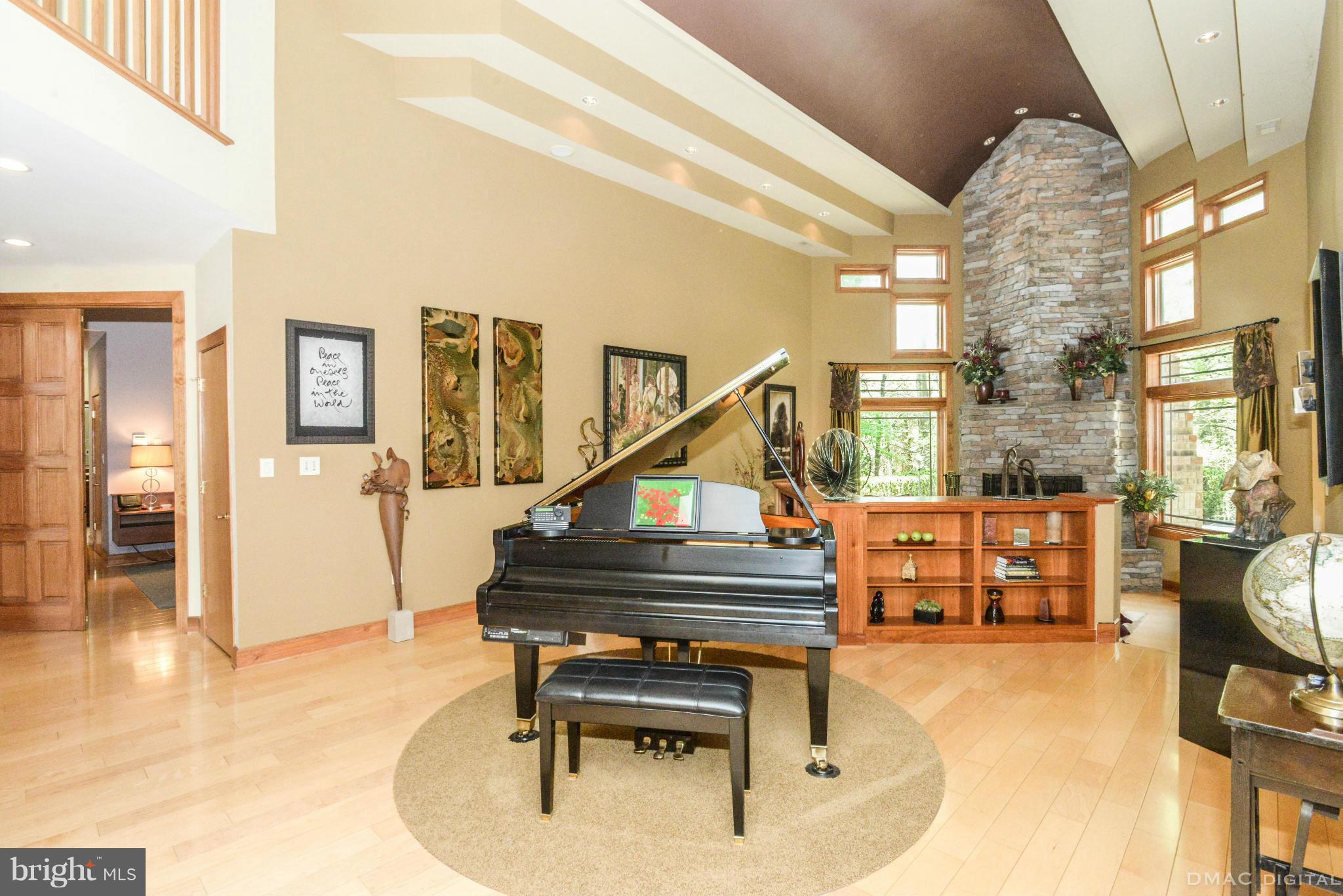 2000 Dixon Road Frederick, MD 21704 - Photo 4 of 30 Interior (General)