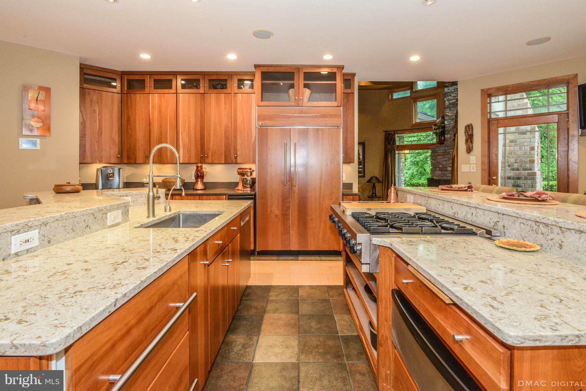 2000 Dixon Road Frederick, MD 21704 - Photo 9 of 30 Kitchen