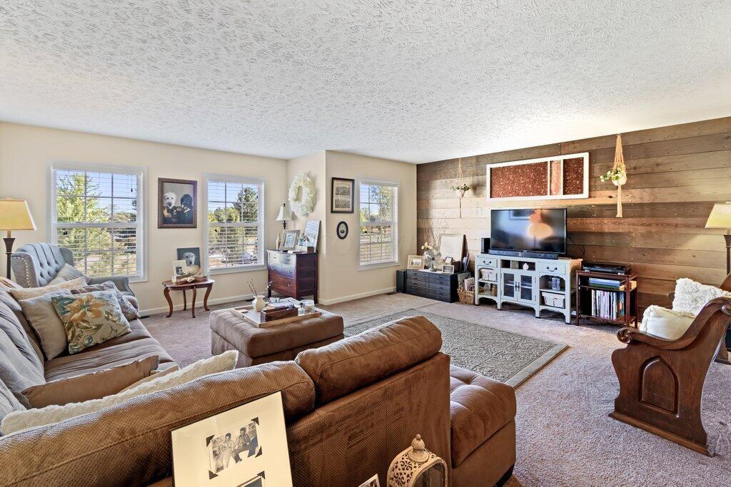 15525 Hagenderfer Road Plain City, OH 43064 - Photo 26 of 49 15525 Hagenderfer Road-27.jpg-SMALL