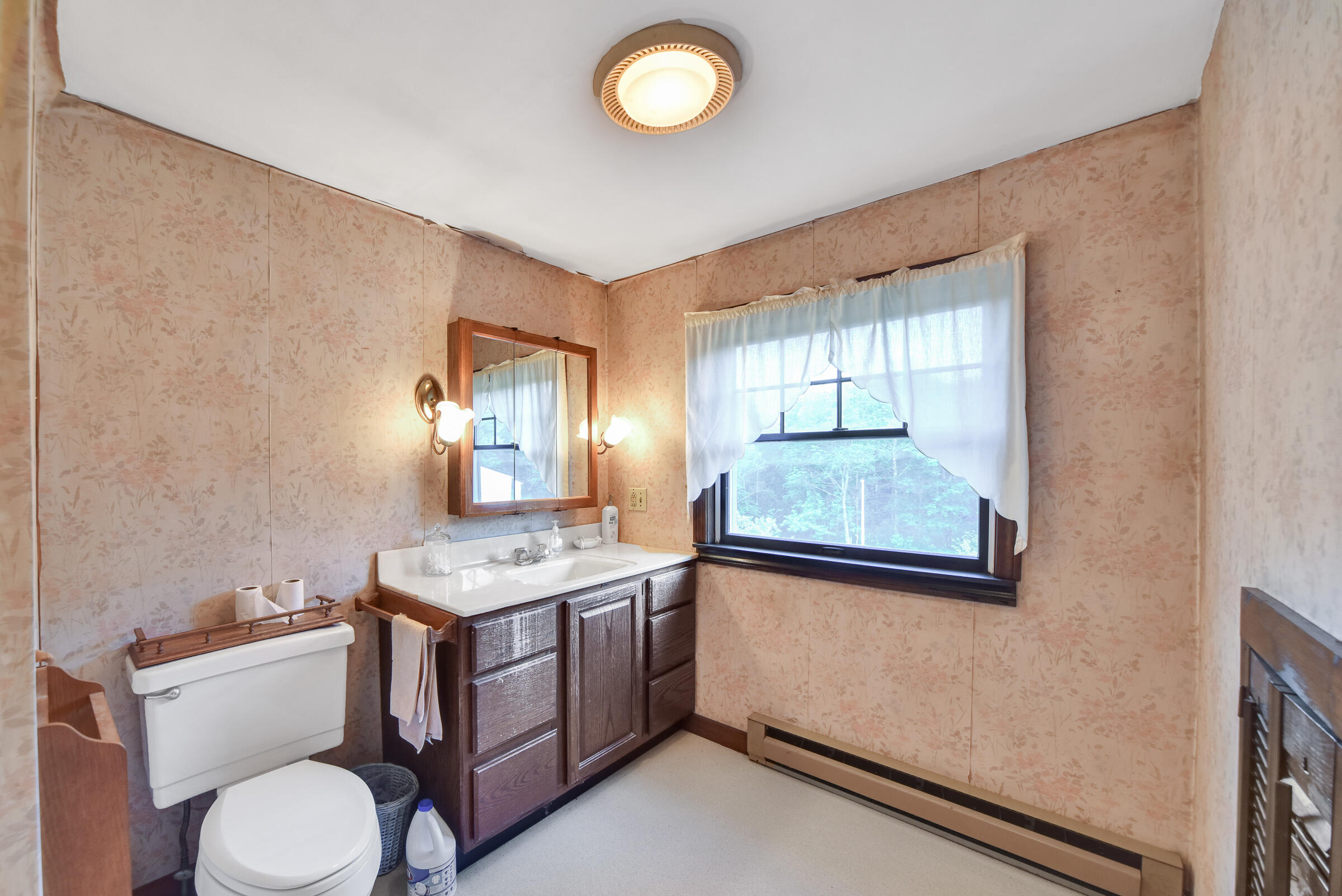 79 Fisher Road Bowdoinham, ME 04008 - Photo 27 of 45 Fully Bath Second Floor