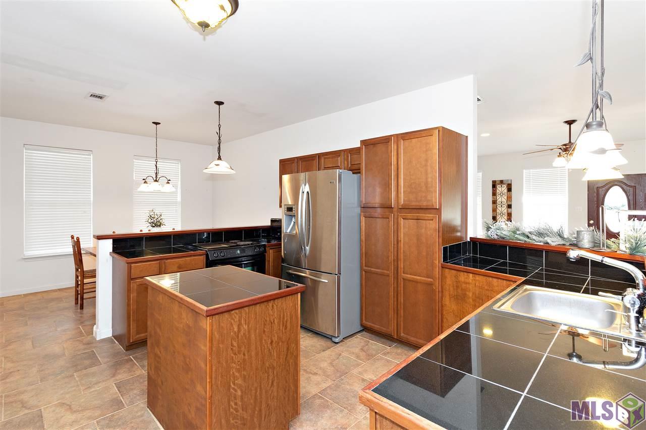 28255 Henry White Road Albany, LA 70711 - Photo 11 of 22 Gallery Image 11