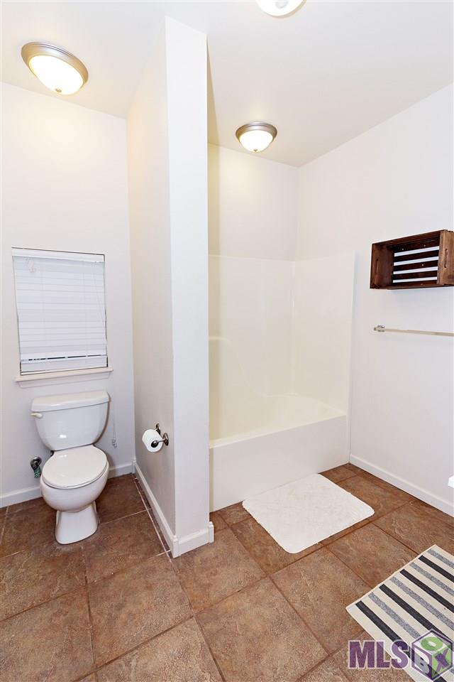 28255 Henry White Road Albany, LA 70711 - Photo 13 of 22 Gallery Image 13
