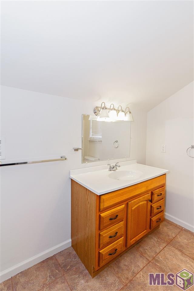 28255 Henry White Road Albany, LA 70711 - Photo 20 of 22 Gallery Image 20