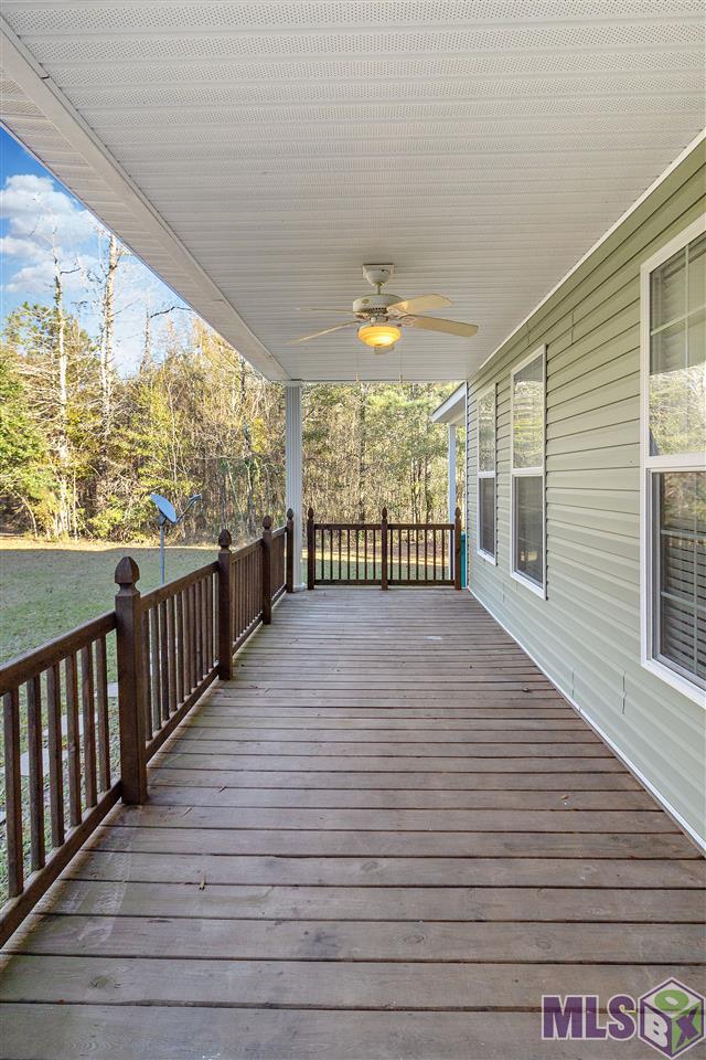 28255 Henry White Road Albany, LA 70711 - Photo 4 of 22 Gallery Image 4