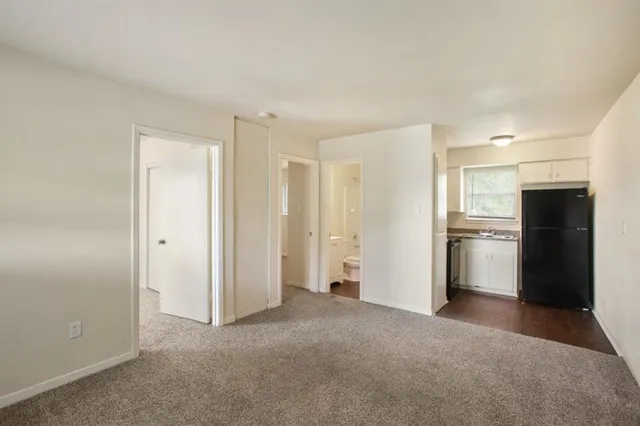 $599 | 5415 3 Rd Street, Unit 3, Danbury, TX 77534