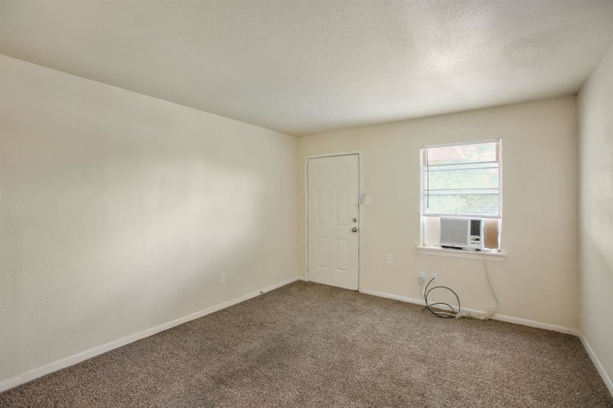 5415 3 Rd Street, Unit 3 Danbury, TX 77534 - Photo 3 of 8