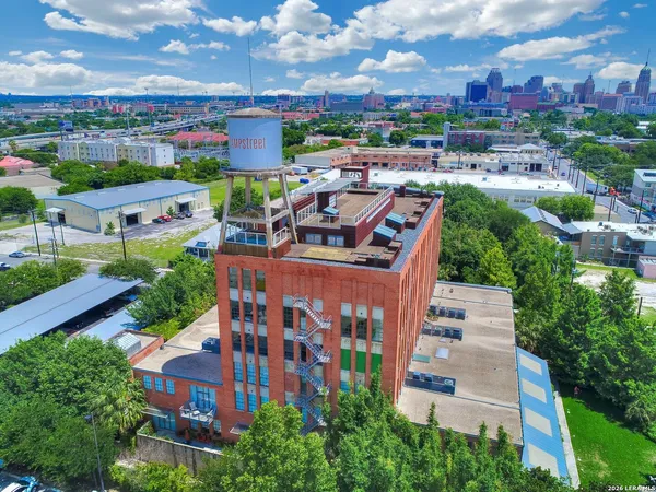 $1,000,000 | 114 Camp Street, Unit 107, San Antonio, TX 78204