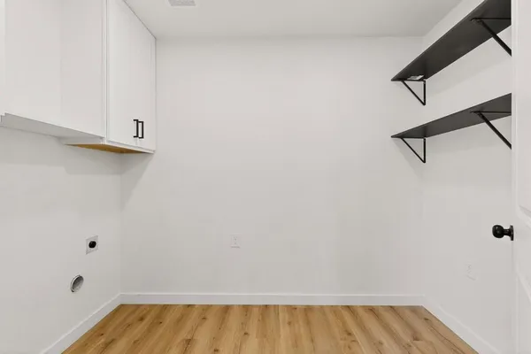 a view of walk in closet