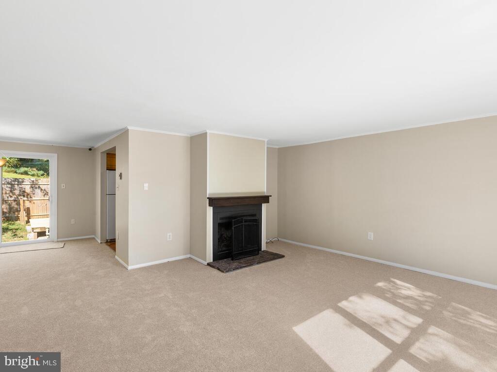 812 Cannon Road Silver Spring, MD 20904 - Photo 3 of 30