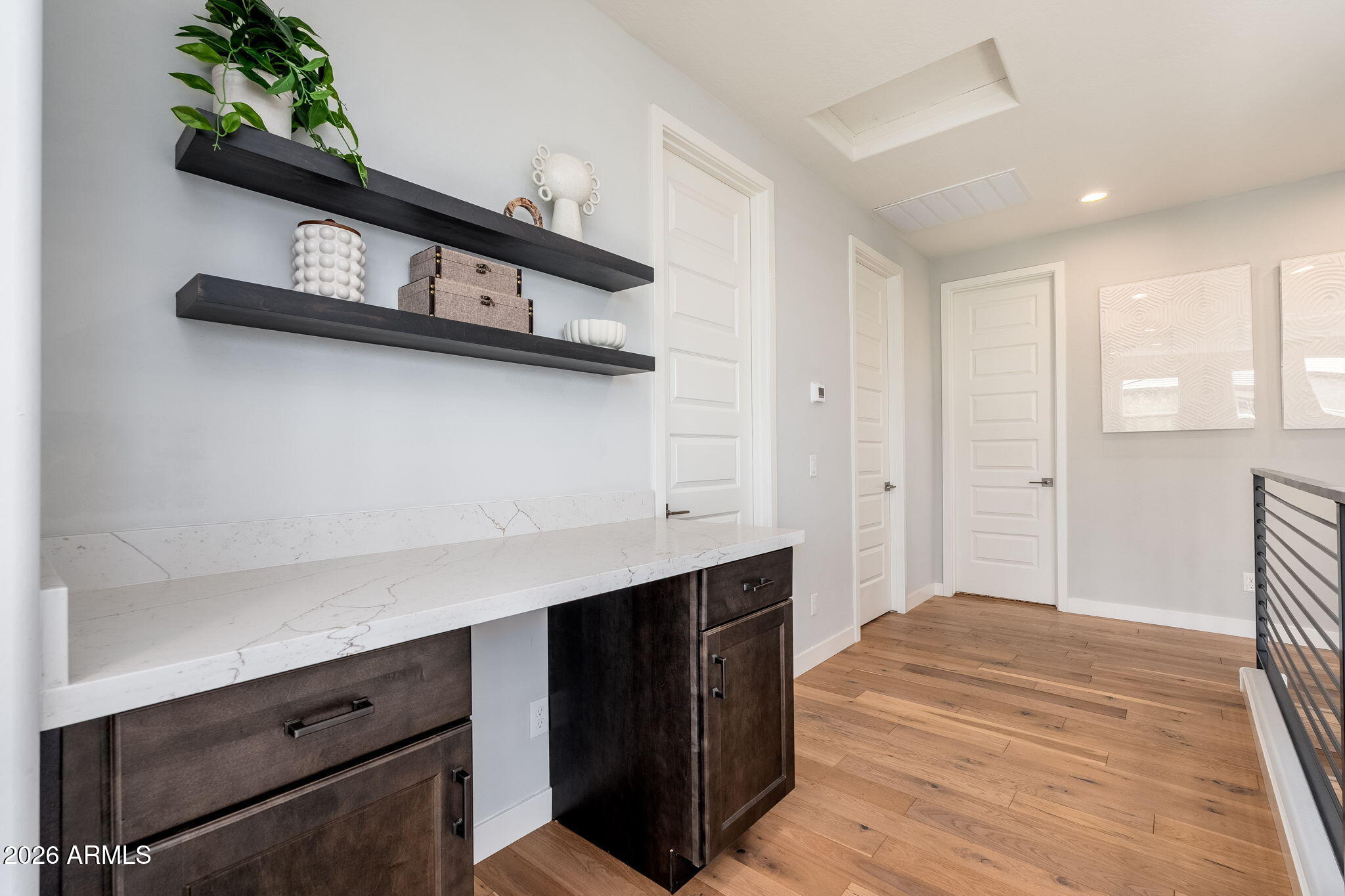 1555 East Ocotillo Road, Unit 9 Phoenix, AZ 85014 - Photo 22 of 41 Custom Millwork