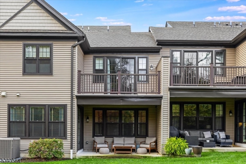 205 Mariners Pointe Hopatcong, NJ 07843 - Photo 21 of 31