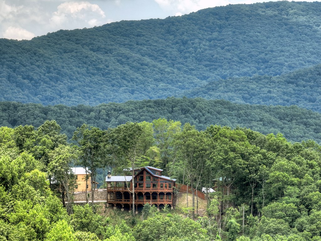 470 Northwest Skylight Drive Blue Ridge, GA 30513 - Photo 18 of 20