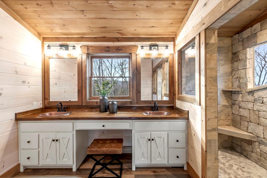 470 Skylight Drive Blue Ridge, GA 30513 - Photo 38 of 83