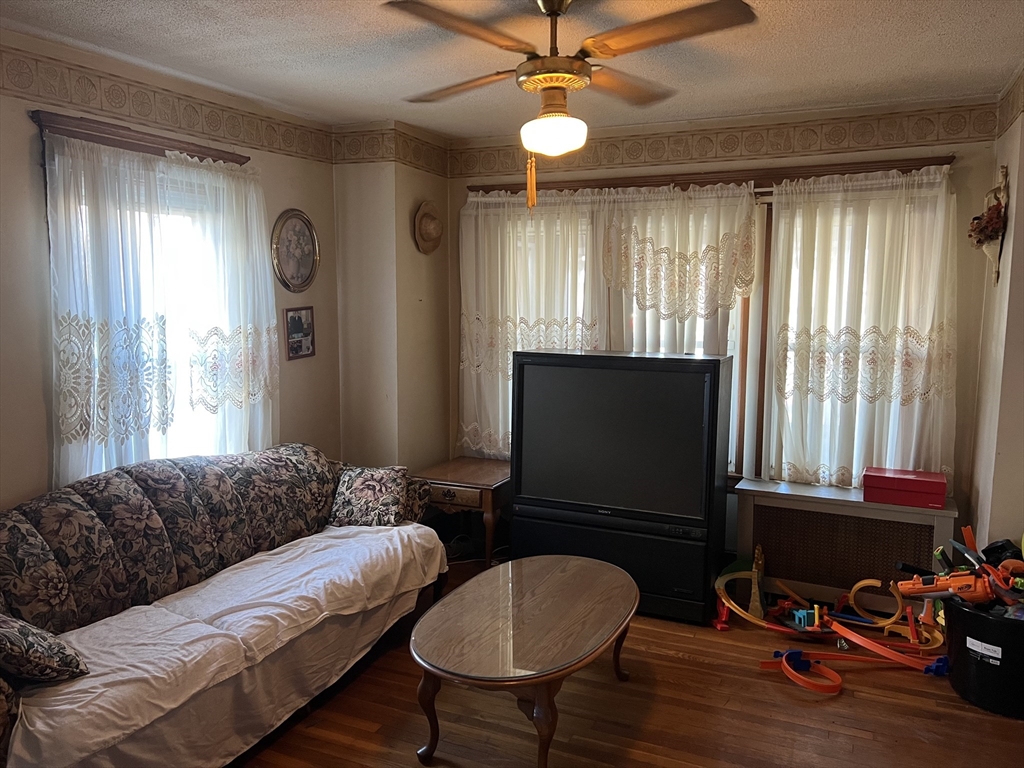 64-66 Home Street Springfield, MA 01104 - Photo 4 of 27 Gallery Image 4