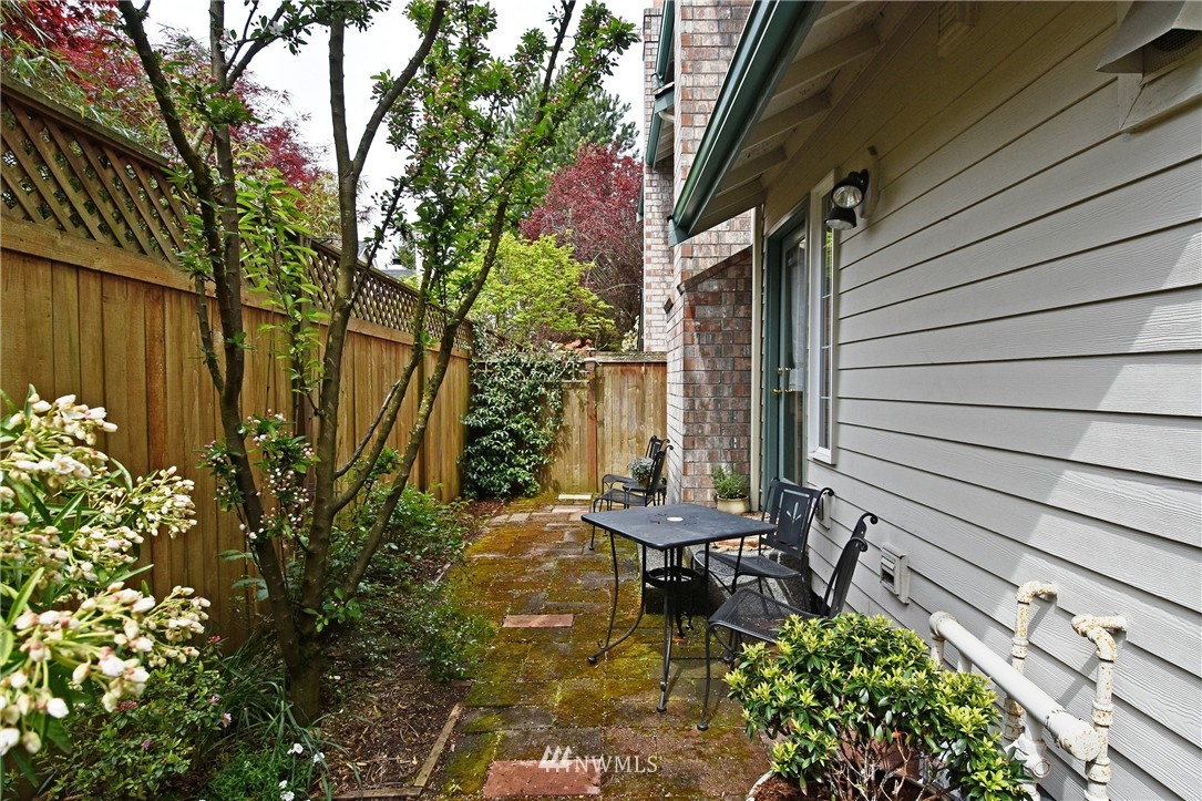 7803 196th Street Southwest, Unit B Edmonds, WA 98026 - Photo 15 of 16 Gallery Image 15