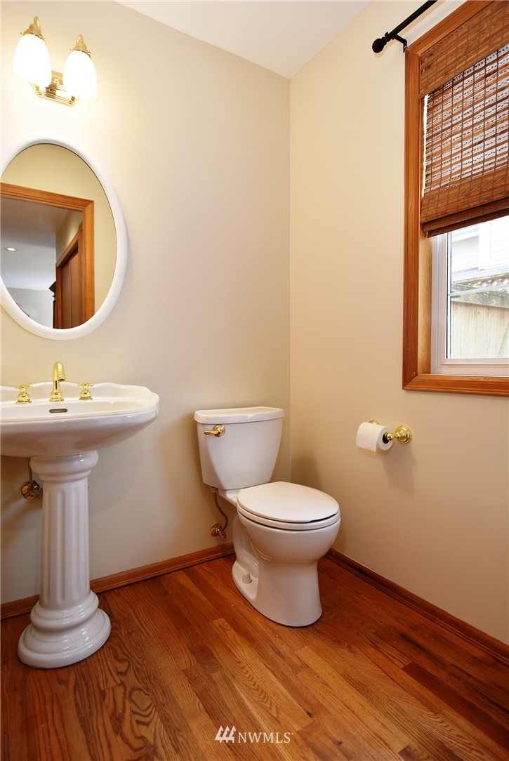 7803 196th Street Southwest, Unit B Edmonds, WA 98026 - Photo 6 of 16 Gallery Image 6