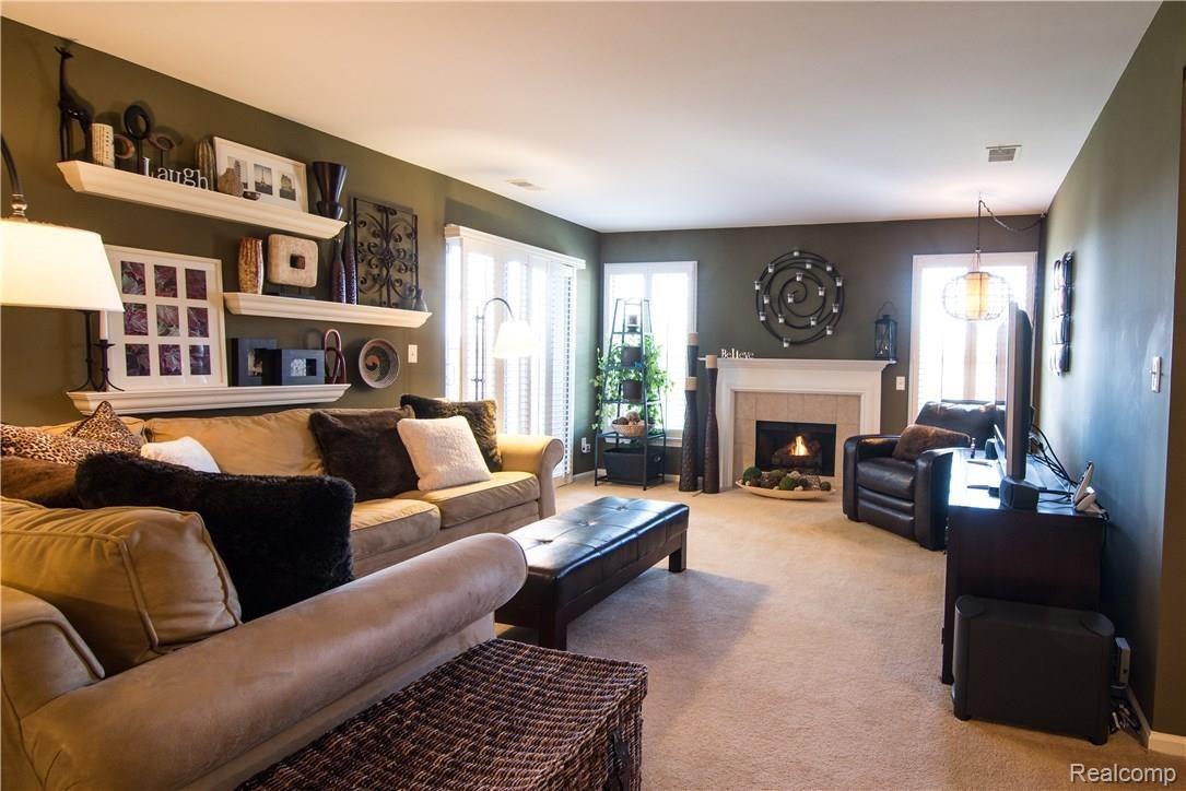 3444 Tremonte Circle, Unit 16 Rochester, MI 48306 - Photo 6 of 36 6.jpg