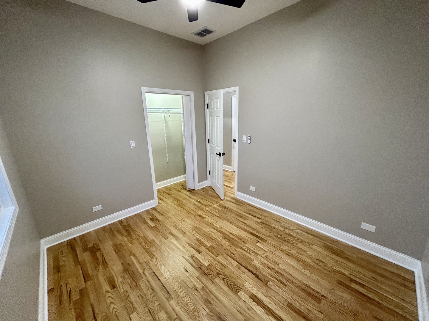 5333 South Calumet Avenue Chicago, IL 60615 - Photo 17 of 37