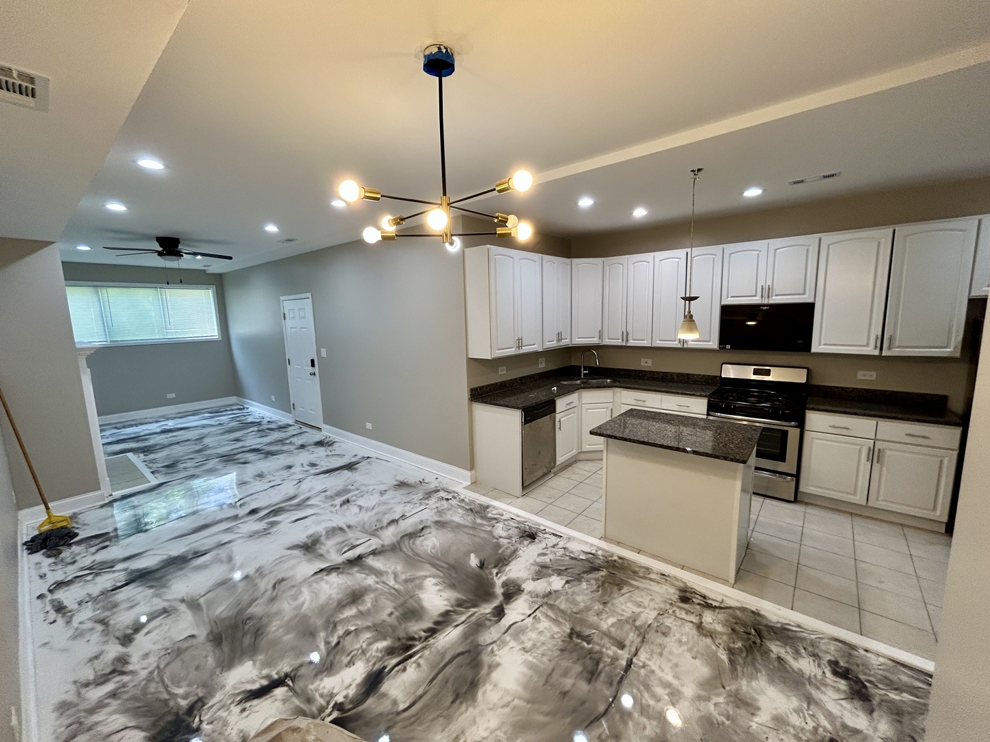 5333 South Calumet Avenue Chicago, IL 60615 - Photo 26 of 37