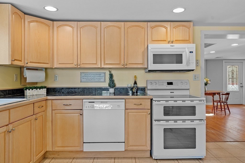 99 Ayer Road Harvard, MA 01451 - Photo 10 of 30 Gallery Image 10