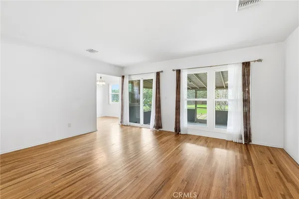 $4,400 | 15853 Romar Street, North Hills, CA 91343