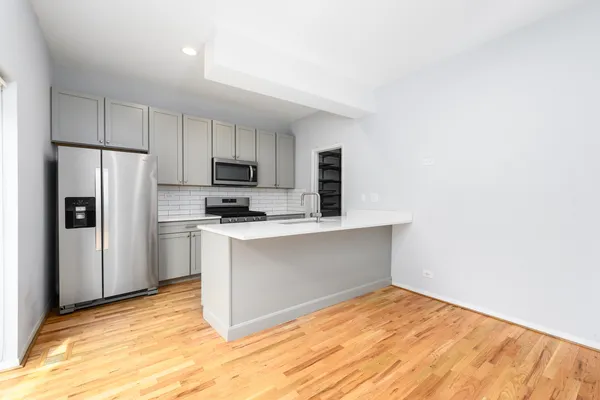 $899,000 | 1874 North Oakley Avenue, Chicago, IL 60647