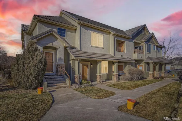 $329,900 | 22520 East Ontario Drive, Unit 101, Aurora, CO 80016