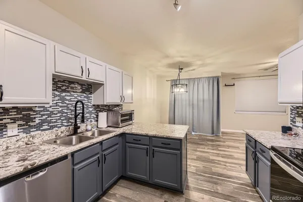 $329,900 | 22520 East Ontario Drive, Unit 101, Aurora, CO 80016