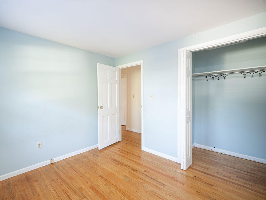 32 Valley Road Cape Elizabeth, ME 04107 - Photo 21 of 46 FrtRBR3