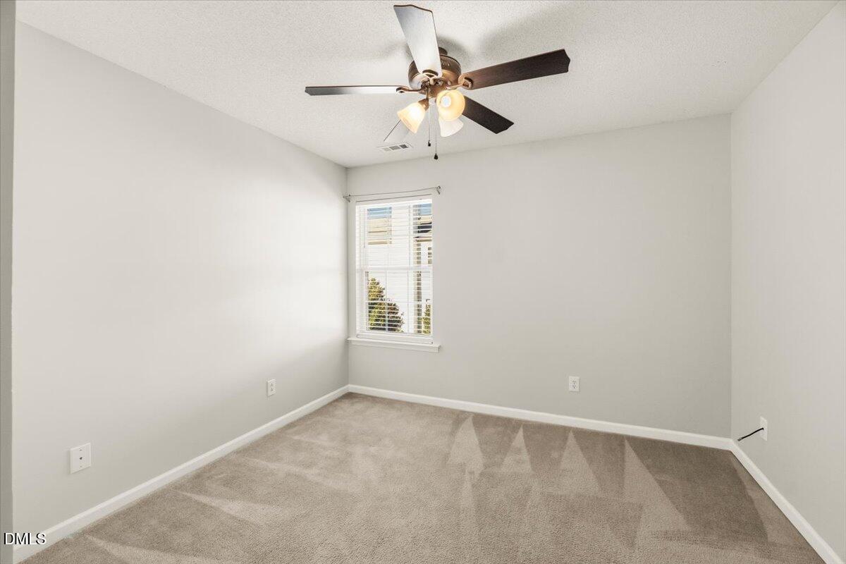 5534 Golden Moss Trail Raleigh, NC 27613 - Photo 16 of 19 37-P1311627