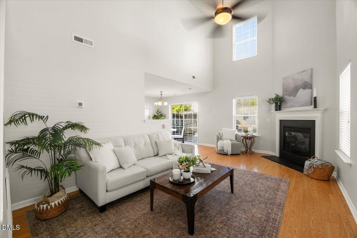 5534 Golden Moss Trail Raleigh, NC 27613 - Photo 2 of 19 07-P1311472