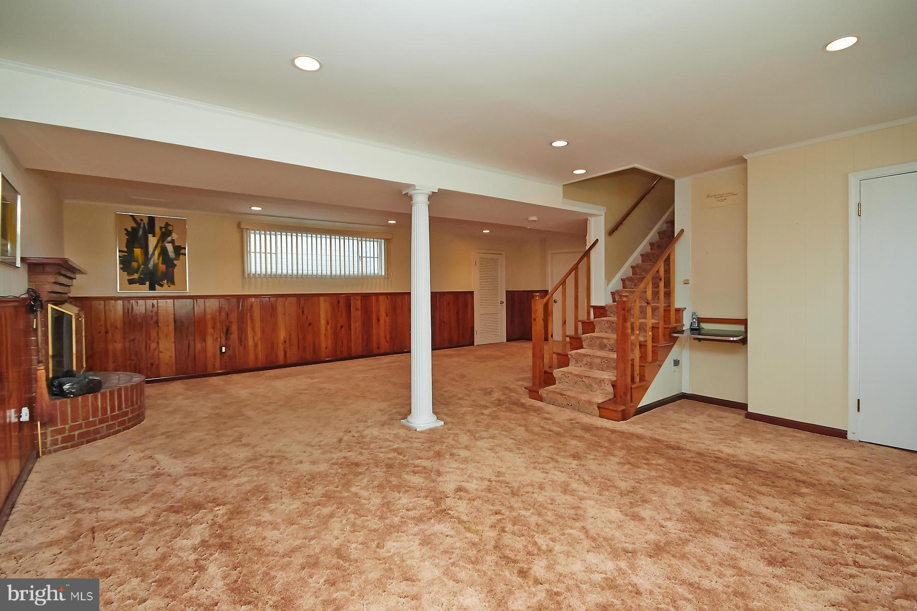 3224 North Glebe Road Arlington, VA 22207 - Photo 21 of 30 Family Room