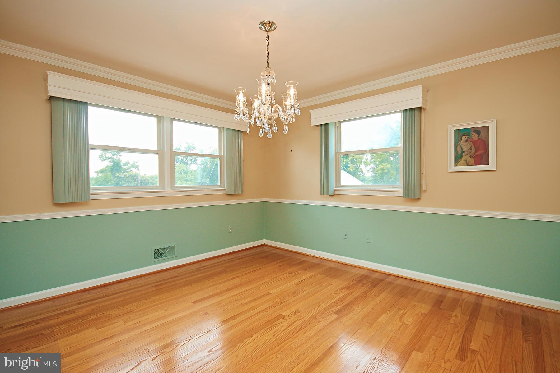 3224 North Glebe Road Arlington, VA 22207 - Photo 9 of 30 Dining Room