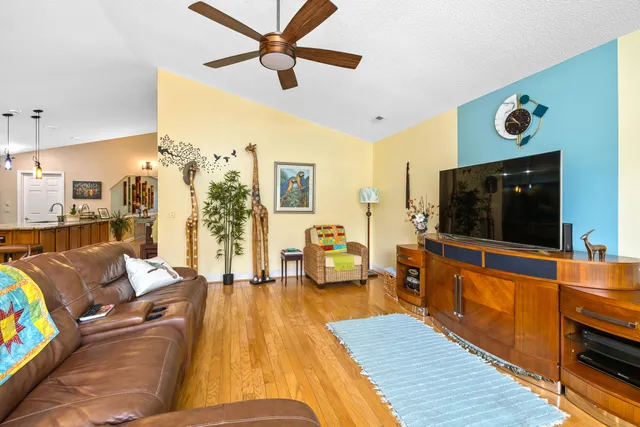 $329,000 | 824 Bentwood Circle, Manning, SC 29102