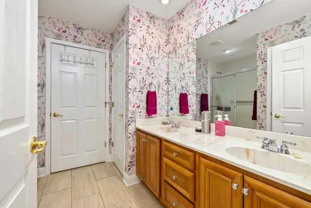 $329,000 | 824 Bentwood Circle, Manning, SC 29102