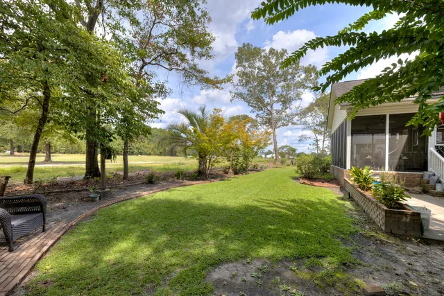 $329,000 | 824 Bentwood Circle, Manning, SC 29102