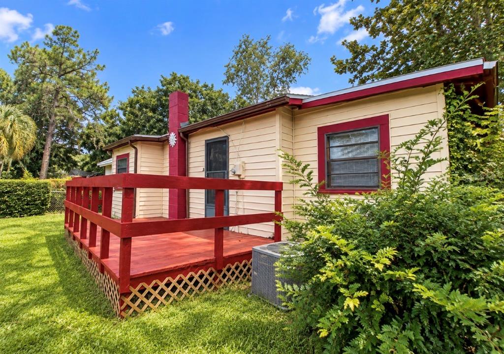 2222 Getford Road Eustis, FL 32726 - Photo 2 of 19 Gallery Image 2
