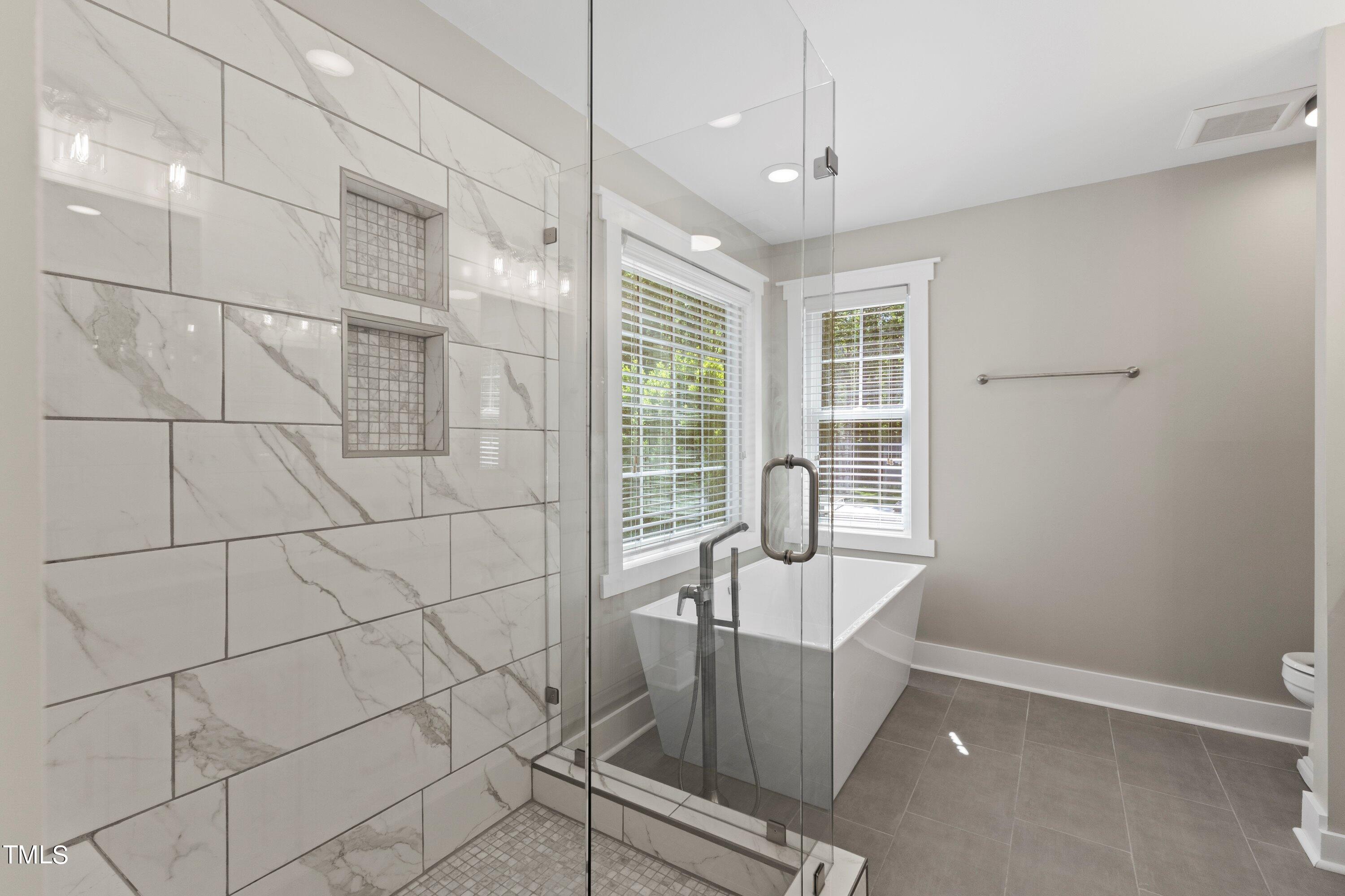 7408 Lakefall Drive Wake Forest, NC 27587 - Photo 31 of 65 56-202404187408 Lakefall Dr_0036