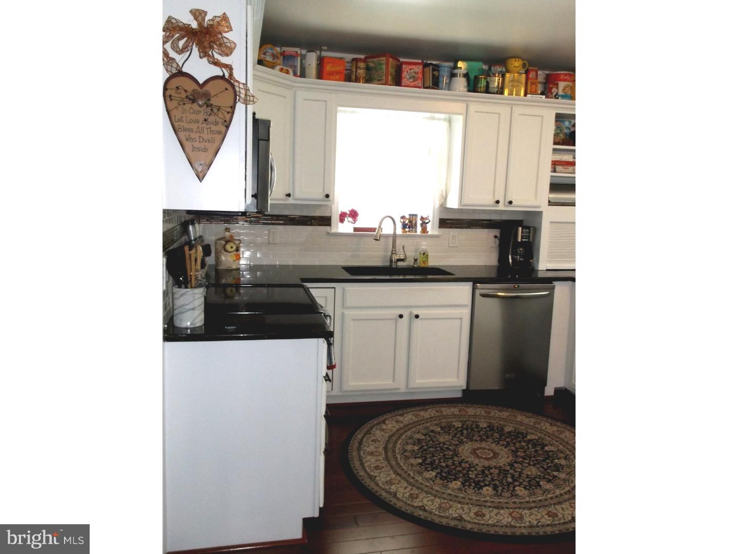 141 Oberlin Road Pennsville, NJ 08070 - Photo 12 of 25 Kitchen