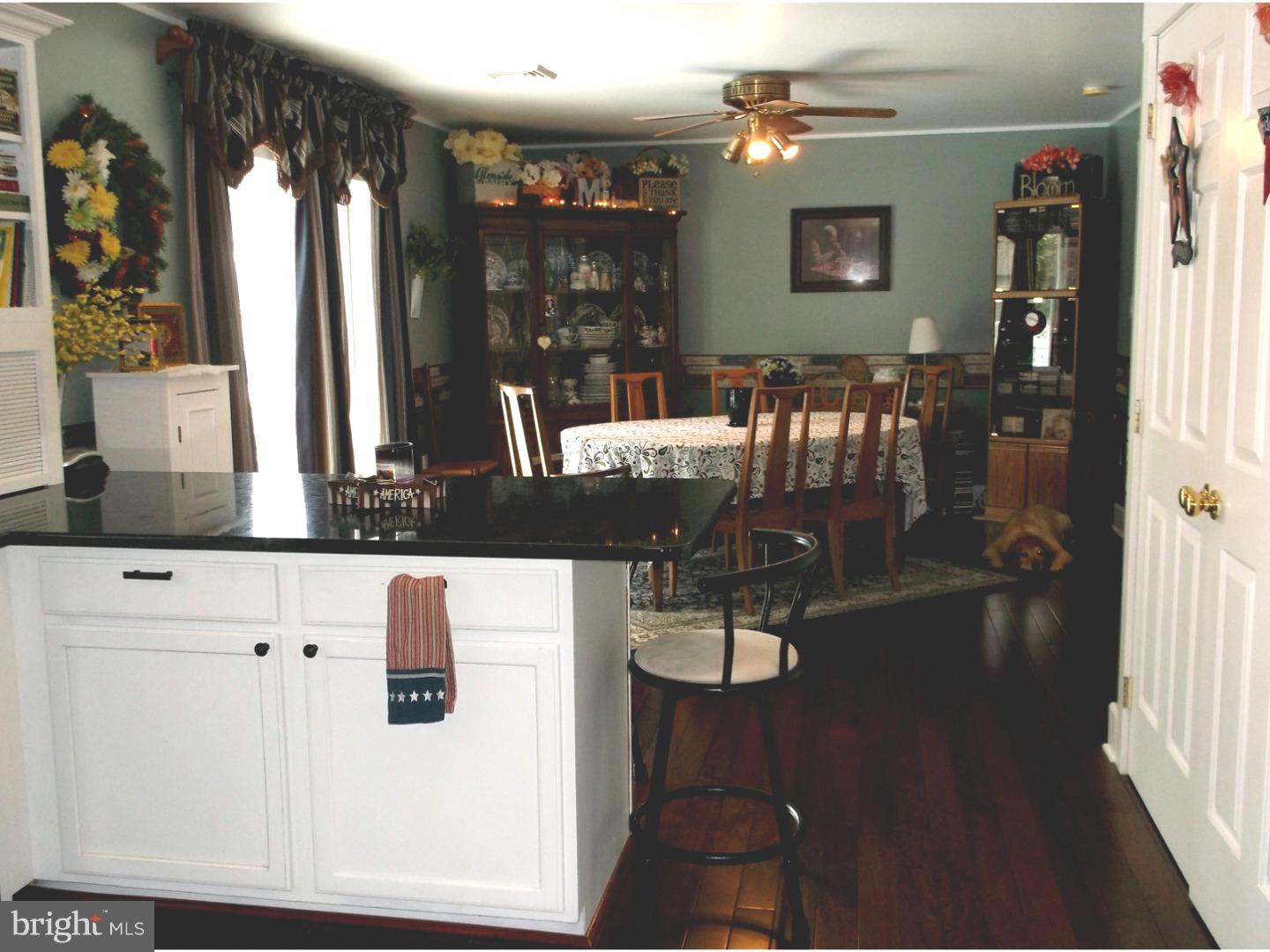 141 Oberlin Road Pennsville, NJ 08070 - Photo 13 of 25 Dining Room