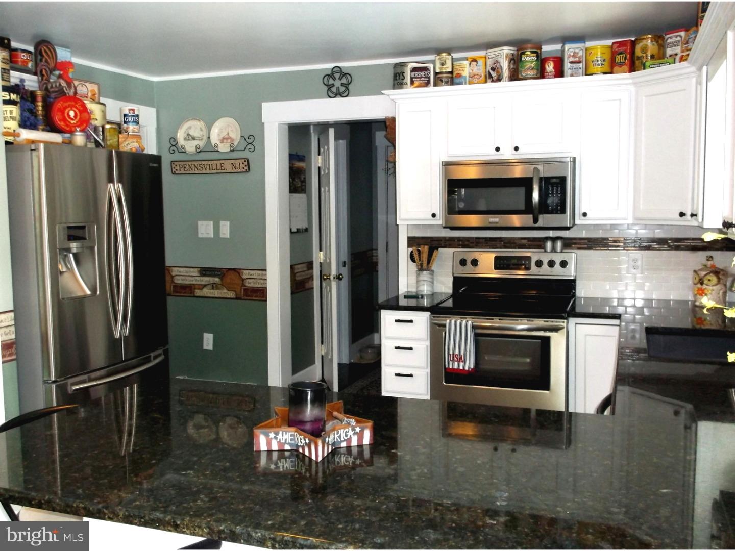 141 Oberlin Road Pennsville, NJ 08070 - Photo 10 of 25 Kitchen