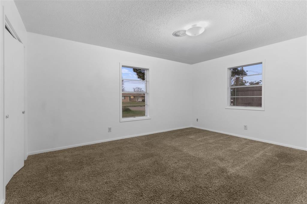 307 West Sale Road Lake Charles, LA 70605 - Photo 8 of 22 Gallery Image 8