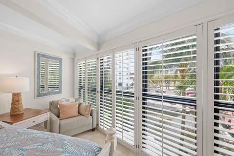 $1,450,000 | 3010 Northeast 49th Street, Unit 7, Fort Lauderdale, FL 33308