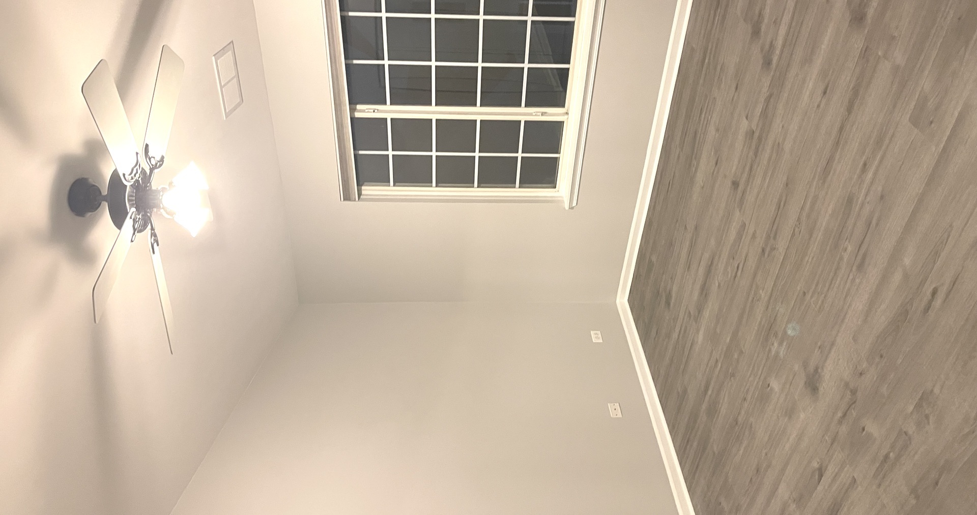 3482 Ravinia Circle Aurora, IL 60504 - Photo 6 of 8 a view of a small space